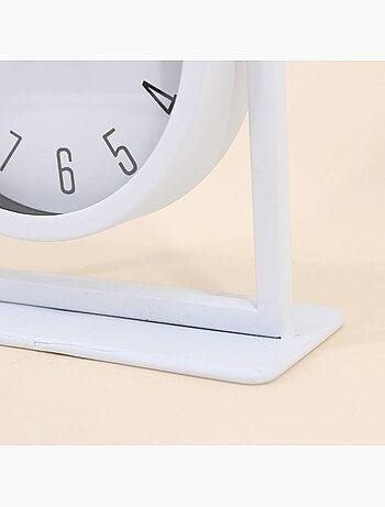 Horloge à poser en métal blanc 27cm