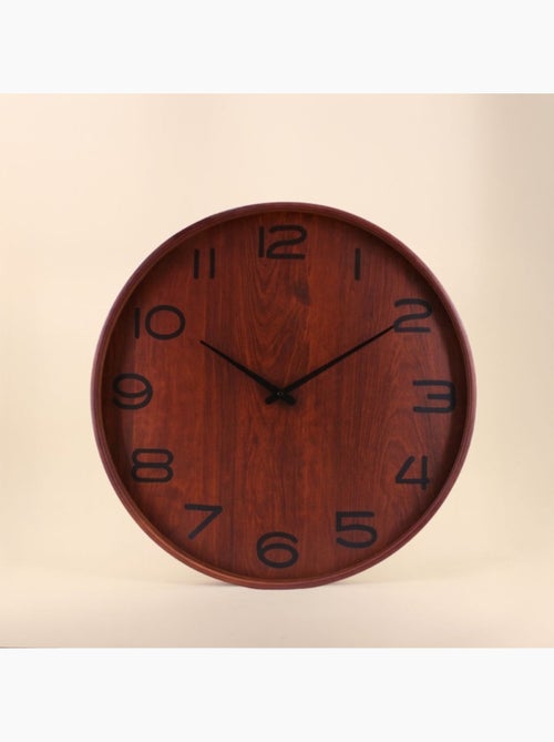 Horloge ronde vitrée en bois foncé 55cm - Kiabi Horloge ronde vitrée en bois foncé 55cm - Kiabi