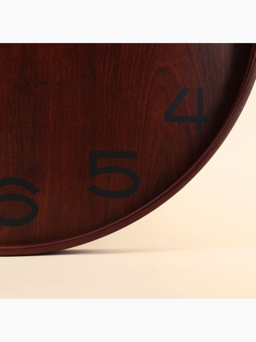 Horloge ronde vitrée en bois foncé 55cm - Kiabi Horloge ronde vitrée en bois foncé 55cm - Kiabi