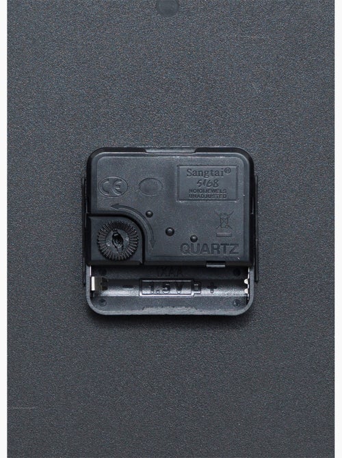 Horloge tendance avec aiguilles métal - Atmosphera - Kiabi