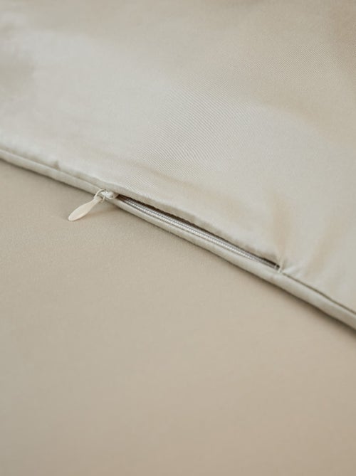 Housse de couette - L'effet papillon - 100% Viscose de bambou 120 fils/cm² - Kiabi Housse de couette - L'effet papillon - 100% Viscose de bambou 120 fils/cm² - Kiabi