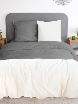 Housse de couette + 2 taies Chaude et douillette
