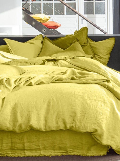 Housse de couette + 2 taies d'oreiller 65x65 cm en lin Français lavé - Kiabi Housse de couette + 2 taies d'oreiller 65x65 cm en lin Français lavé - Kiabi