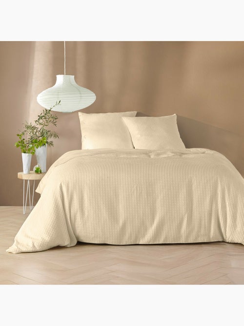 Housse de couette + 2 taies – microfibre gaufrée unie - Kiabi Housse de couette + 2 taies – microfibre gaufrée unie - Kiabi