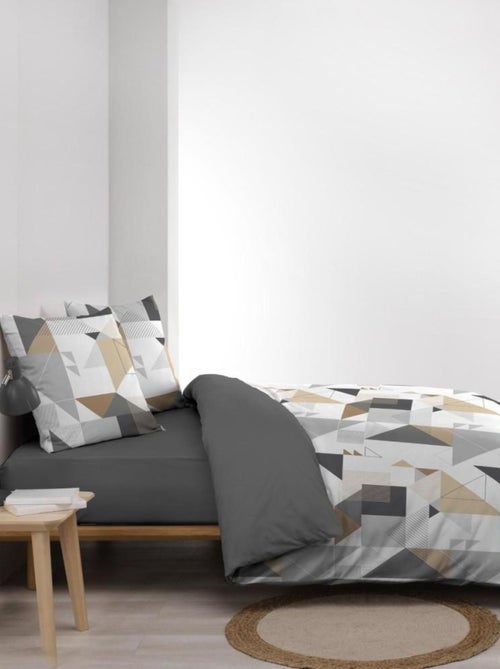 Housse de couette 240x220 + 2 taies TRIGONE microfibre - Kiabi Housse de couette 240x220 + 2 taies TRIGONE microfibre - Kiabi