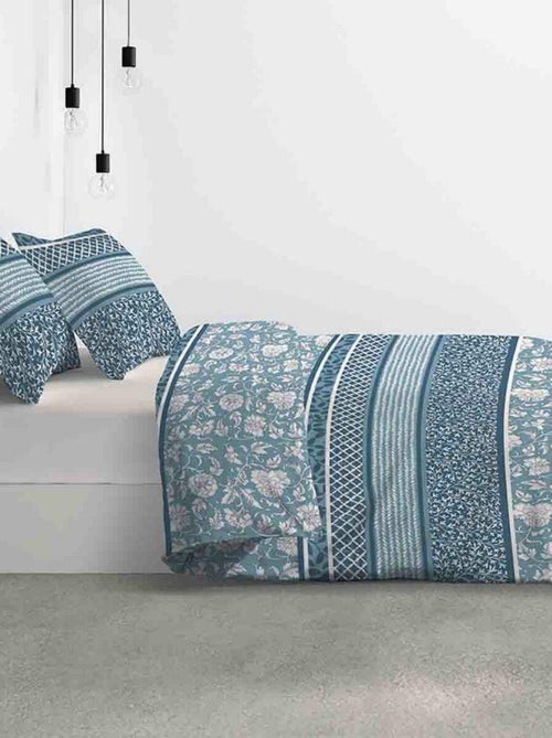 Housse de couette 240x260 cm + 2 taies d'oreiller 65x65 cm Coton Bio Debby - Kiabi Housse de couette 240x260 cm + 2 taies d'oreiller 65x65 cm Coton Bio Debby - Kiabi