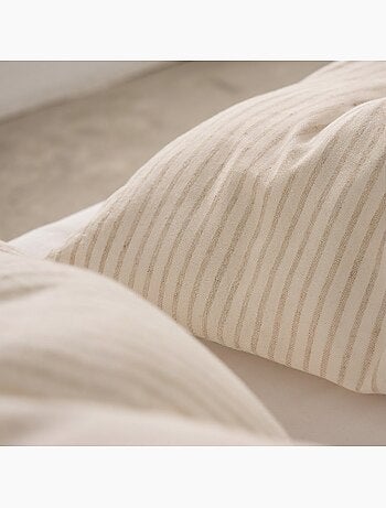 Housse de couette en coton à rayures en fil teint, tissu texturé. N’inclut pas les taies d’oreiller.