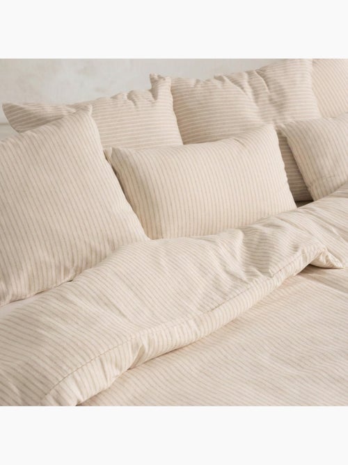 Housse de couette en coton à rayures en fil teint, tissu texturé. N’inclut pas les taies d’oreiller. - Kiabi