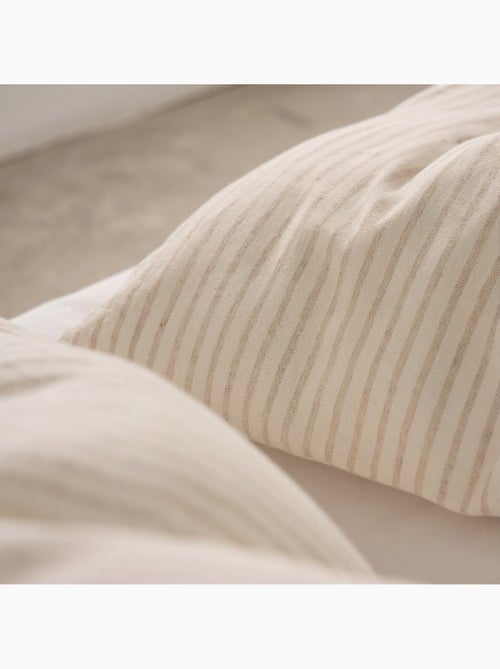 Housse de couette en coton à rayures en fil teint, tissu texturé. N’inclut pas les taies d’oreiller. - Kiabi