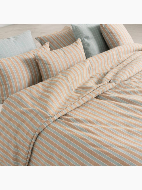 Housse de couette en coton à rayures en relief, tissu texturé. N’inclut pas les taies d’oreiller. - Kiabi Housse de couette en coton à rayures en relief, tissu texturé. N’inclut pas les taies d’oreiller. - Kiabi