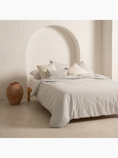 Housse de couette en coton avec fils en relief, tissu texturé. N’inclut pas les taies d’oreiller. - Kiabi