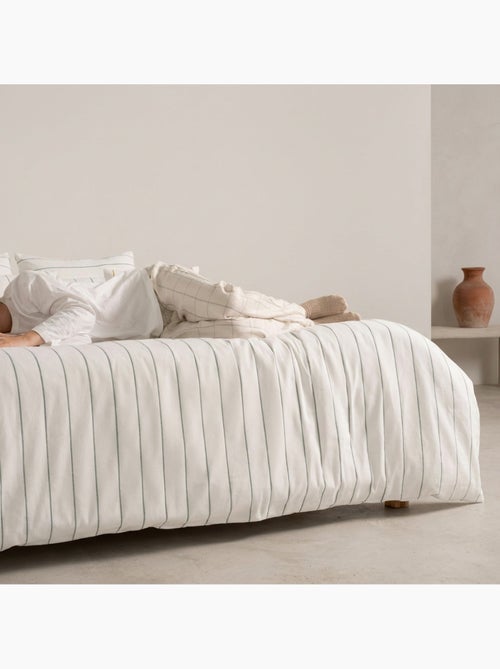 Housse de couette en coton, fils en relief teints, tissu texturé. Sans taies. - Kiabi Housse de couette en coton, fils en relief teints, tissu texturé. Sans taies. - Kiabi