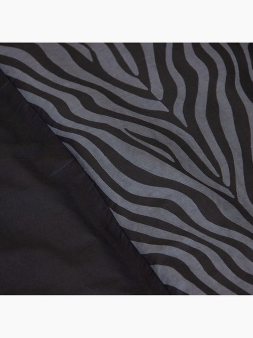 Housse de couette réversible 100% coton 52 fils + taie(s) d'oreiller - Kiabi Housse de couette réversible 100% coton 52 fils + taie(s) d'oreiller - Kiabi