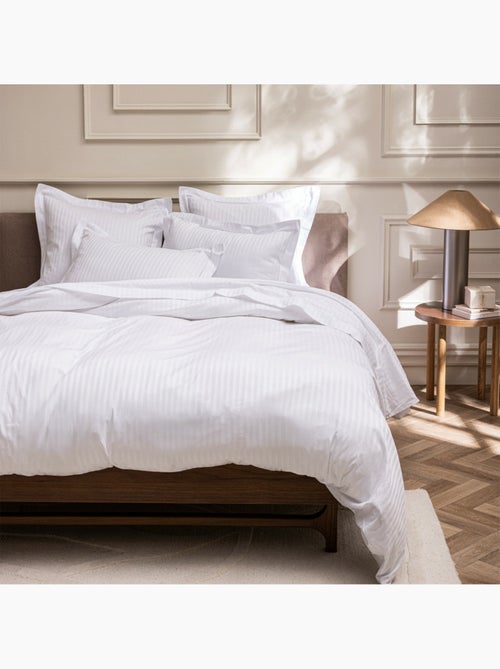 Housse de couette — satin de coton peigné Prestige — rayures - Kiabi Housse de couette — satin de coton peigné Prestige — rayures - Kiabi