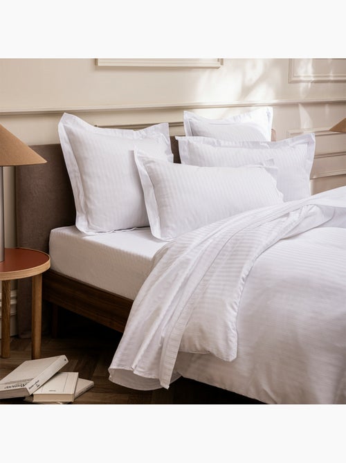 Housse de couette — satin de coton peigné Prestige — rayures - Kiabi Housse de couette — satin de coton peigné Prestige — rayures - Kiabi