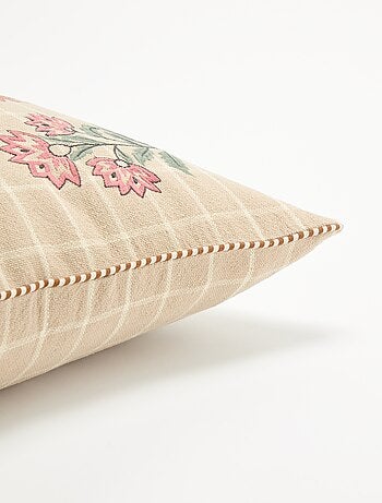 Housse de coussin carré à fleurs brodées