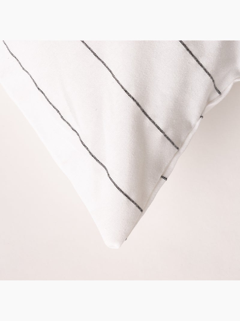 Housse de coussin carrée à rayures en relief - Gamusi. Blanc - Kiabi