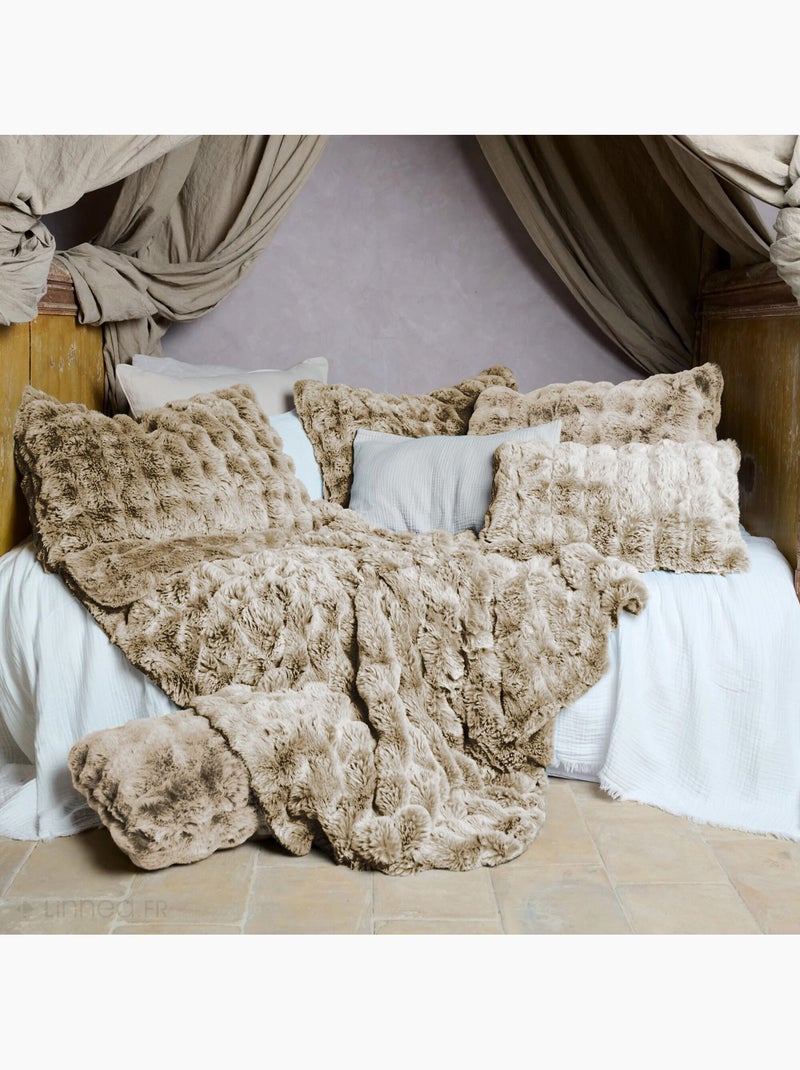 Housse de coussin collection ASTRAKAN fausse fourrure Camel - Kiabi