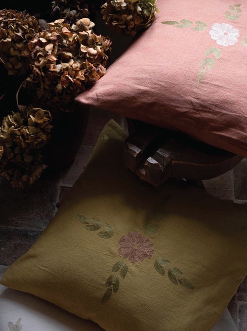 Housse de coussin collection LEONIE Bouquet - Kiabi Housse de coussin collection LEONIE Bouquet - Kiabi