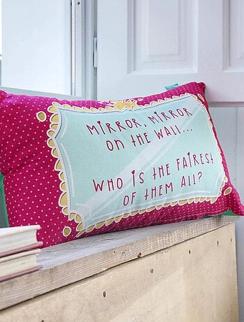 Housse de coussin Mirror mirror "Happyfriday