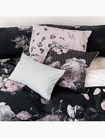 Housse de coussin Onyx "Happyfriday