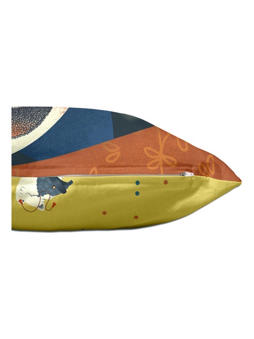 Housse de coussin The warrior "Happyfriday" - Kiabi Housse de coussin The warrior "Happyfriday" - Kiabi