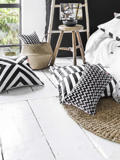 Housse de coussin Trip "Happyfriday" - Kiabi Housse de coussin Trip "Happyfriday" - Kiabi