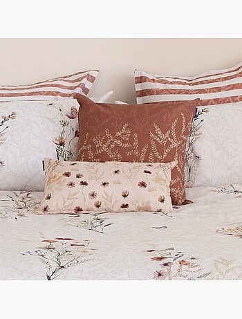 Housse de coussin Wild flowers "Happyfriday