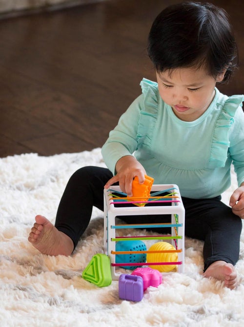 Innybin - le cube à formes sensorielles - Kiabi