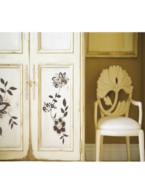 Jackie, Sticker mural avec deux grandes fleurs et de petites fleurs marrons - 50x70 cm - Kiabi