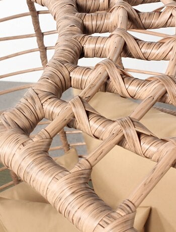 JANE - Fauteuil sur pied effet rotin