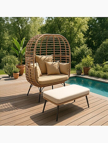 JANE Ensemble fauteuil sur pied effet rotin et repose-pieds avec coussin beige