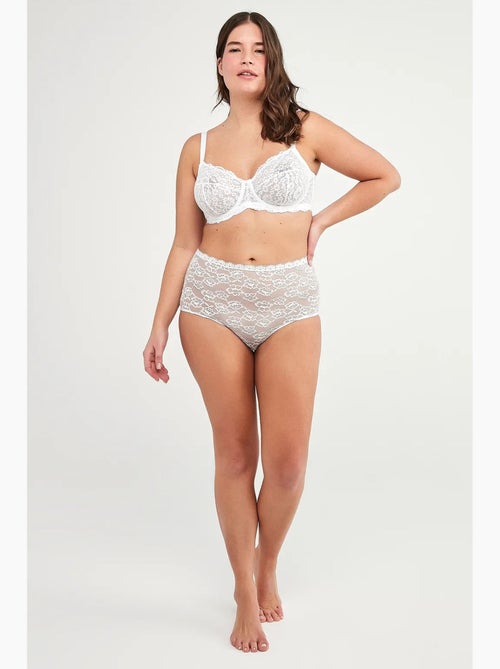 Jasmine gainant en dentelle grande taille penti - Kiabi Jasmine gainant en dentelle grande taille penti - Kiabi