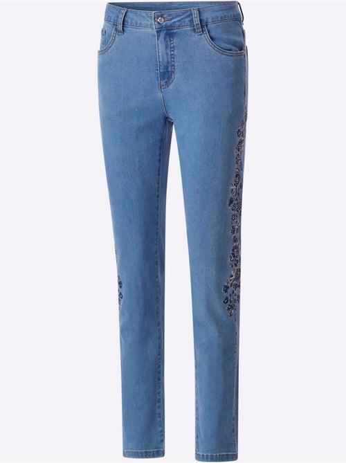 Jean 5 Poches Avec Coton - Taille Standard - Helline - Kiabi Jean 5 Poches Avec Coton - Taille Standard - Helline - Kiabi