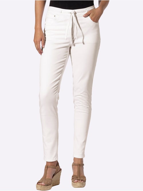 Jean 5 Poches Coulisse Et Lien à Nouer - Taille Standard - Helline - Kiabi Jean 5 Poches Coulisse Et Lien à Nouer - Taille Standard - Helline - Kiabi