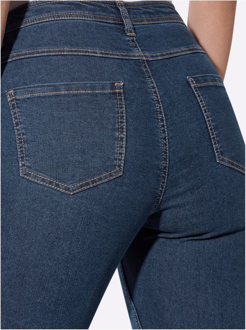 Jean 5 poches coupe parfaite grâce à l'élasthanne - taille standard - moda vilona - Kiabi Jean 5 poches coupe parfaite grâce à l'élasthanne - taille standard - moda vilona - Kiabi