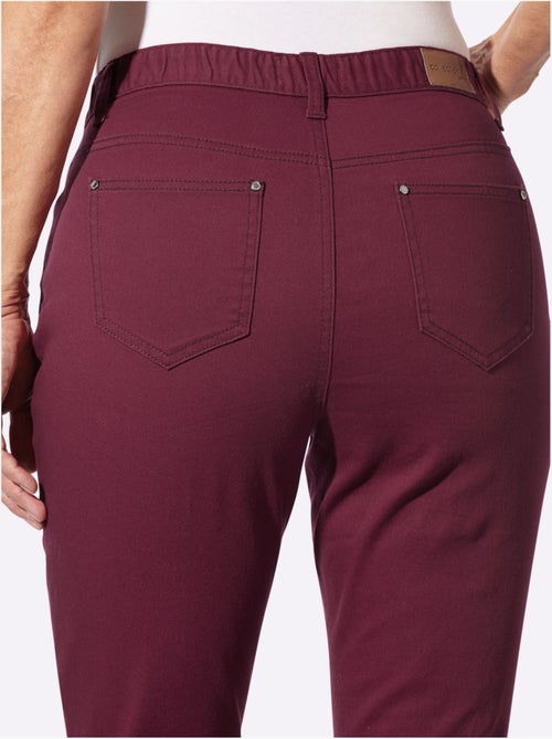 Jean 5 poches couture latérale avancée pour un effet affinant - taille standard - witt - Kiabi Jean 5 poches couture latérale avancée pour un effet affinant - taille standard - witt - Kiabi