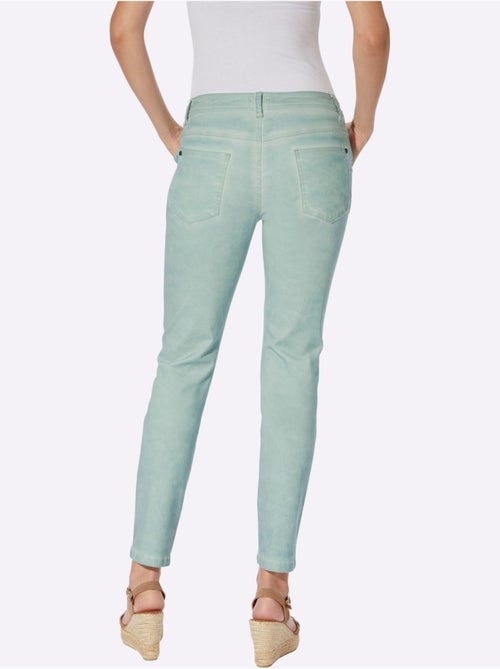 Jean 5 Poches Délavage Spécial Pour Un Coloris Tendance - Taille Standard - Helline - Kiabi