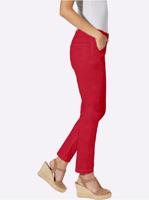 Jean 5 Poches Délavage Spécial Pour Un Coloris Tendance - Taille Standard - Helline - Kiabi