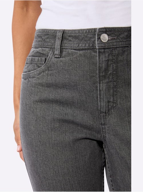 Jean 5 poches en coton stretch et coupe 7/8 indéformable - Taille standard - Witt - Kiabi Jean 5 poches en coton stretch et coupe 7/8 indéformable - Taille standard - Witt - Kiabi