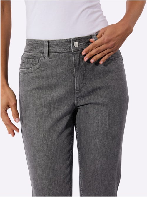 Jean 5 poches en coton stretch et coupe 7/8 indéformable - Taille standard - Witt - Kiabi Jean 5 poches en coton stretch et coupe 7/8 indéformable - Taille standard - Witt - Kiabi