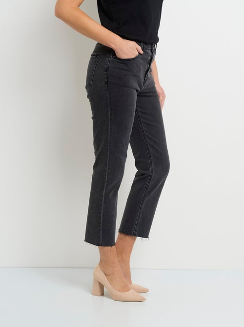 Jean 5 poches longueur 7/8e, bas effiloché - Kiabi