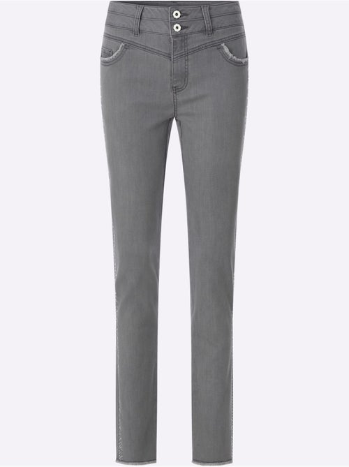 Jean 5 poches mélange coton et lyocell de qualité - taille standard - helline - Kiabi Jean 5 poches mélange coton et lyocell de qualité - taille standard - helline - Kiabi