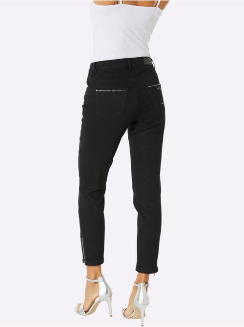 Jean 5 Poches Poches Avec Broderie Et Pierres Fantaisie - Taille Courte - helline - Kiabi