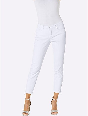 Jean 5 Poches Poches Avec Broderie Et Pierres Fantaisie - Taille Standard - Helline
