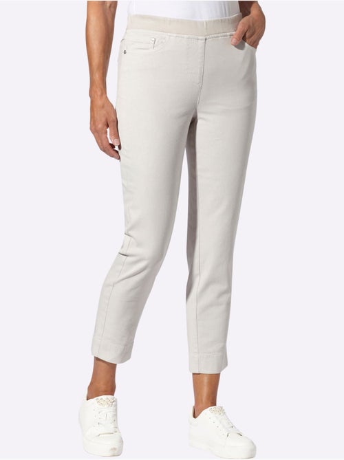Jean 7/8 avec ceinture élastique et coupe 5 poches - Taille courte - Witt - Kiabi Jean 7/8 avec ceinture élastique et coupe 5 poches - Taille courte - Witt - Kiabi