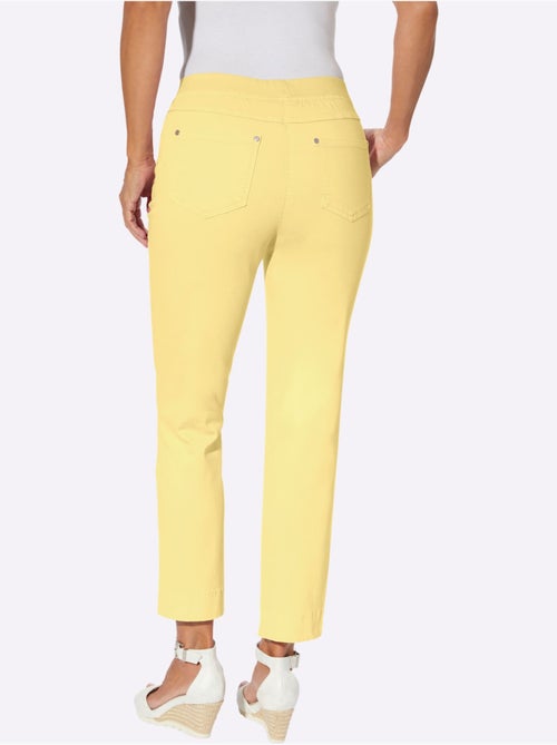 Jean 7/8 avec ceinture intérieure élastique et finition rivets - Taille courte - Witt - Kiabi Jean 7/8 avec ceinture intérieure élastique et finition rivets - Taille courte - Witt - Kiabi