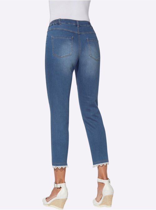 Jean 7/8 avec dentelle au bas et ceinture élastique - Taille standard - Moda Vilona - Kiabi Jean 7/8 avec dentelle au bas et ceinture élastique - Taille standard - Moda Vilona - Kiabi