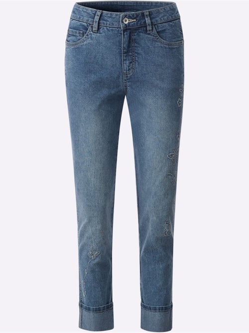 Jean 7/8 Coupe 5 Poches Décontractée - Taille Standard - Helline - Kiabi Jean 7/8 Coupe 5 Poches Décontractée - Taille Standard - Helline - Kiabi