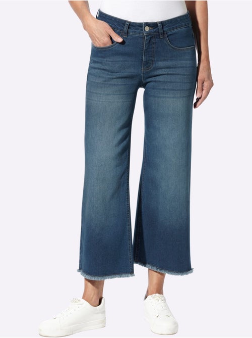 Jean 7/8 Franges Tendance à L'ourlet - Taille Standard - Moda Vilona - Kiabi Jean 7/8 Franges Tendance à L'ourlet - Taille Standard - Moda Vilona - Kiabi